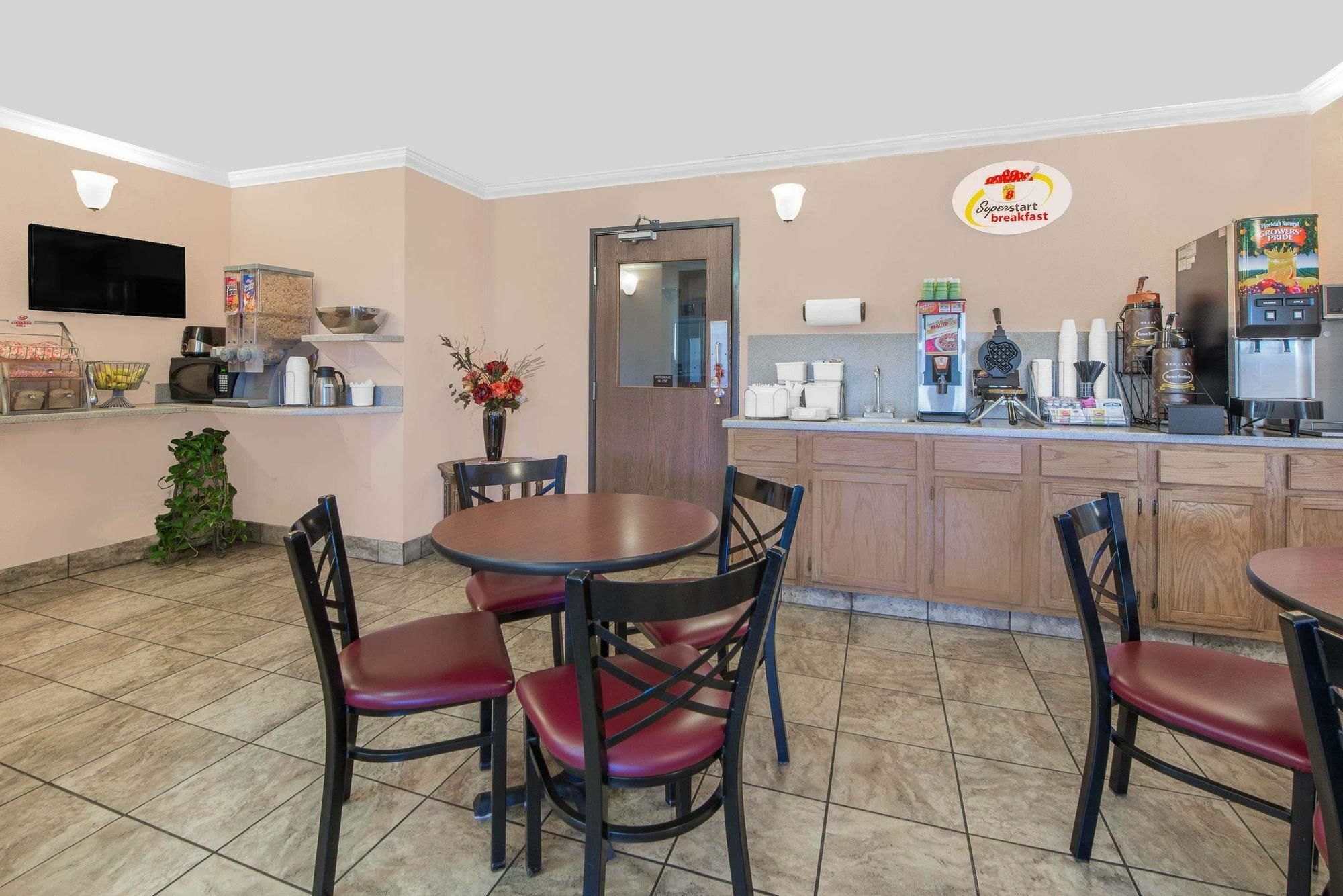 Super 8 By Wyndham Dalhart Motel Exterior foto